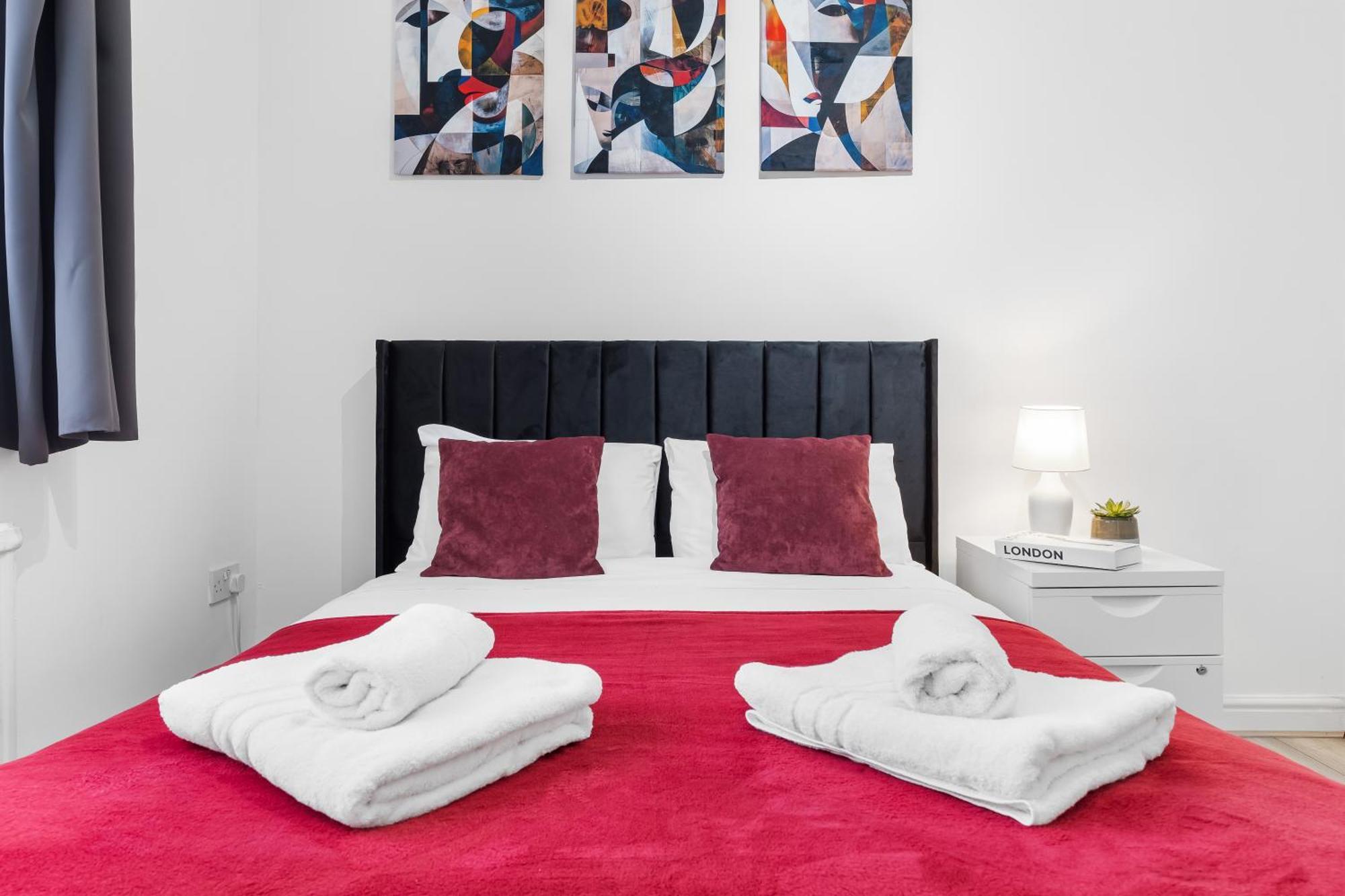 Green Hype - 10 Mins To Stadium - Sleeps 8 London Exterior foto