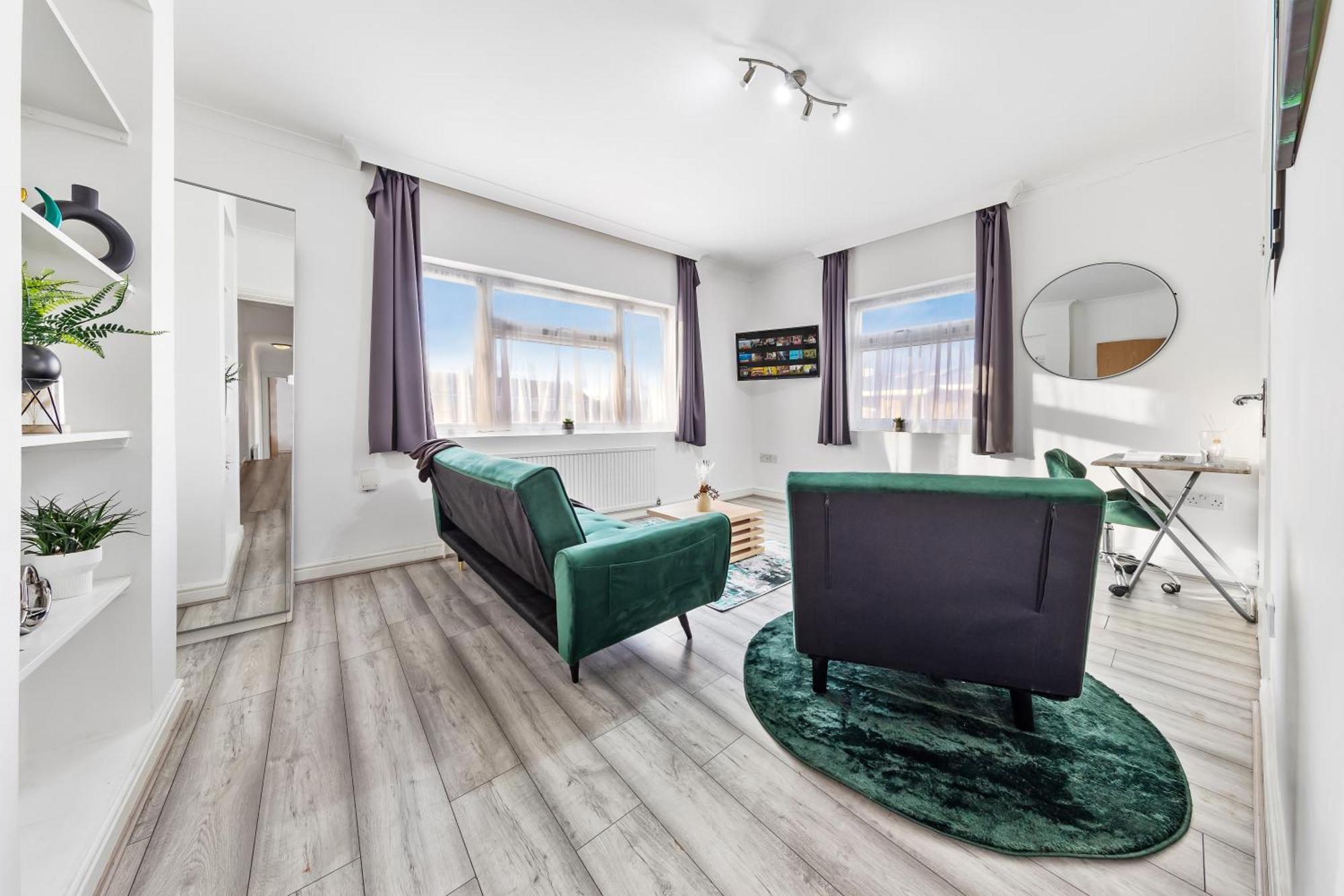 Green Hype - 10 Mins To Stadium - Sleeps 8 London Exterior foto