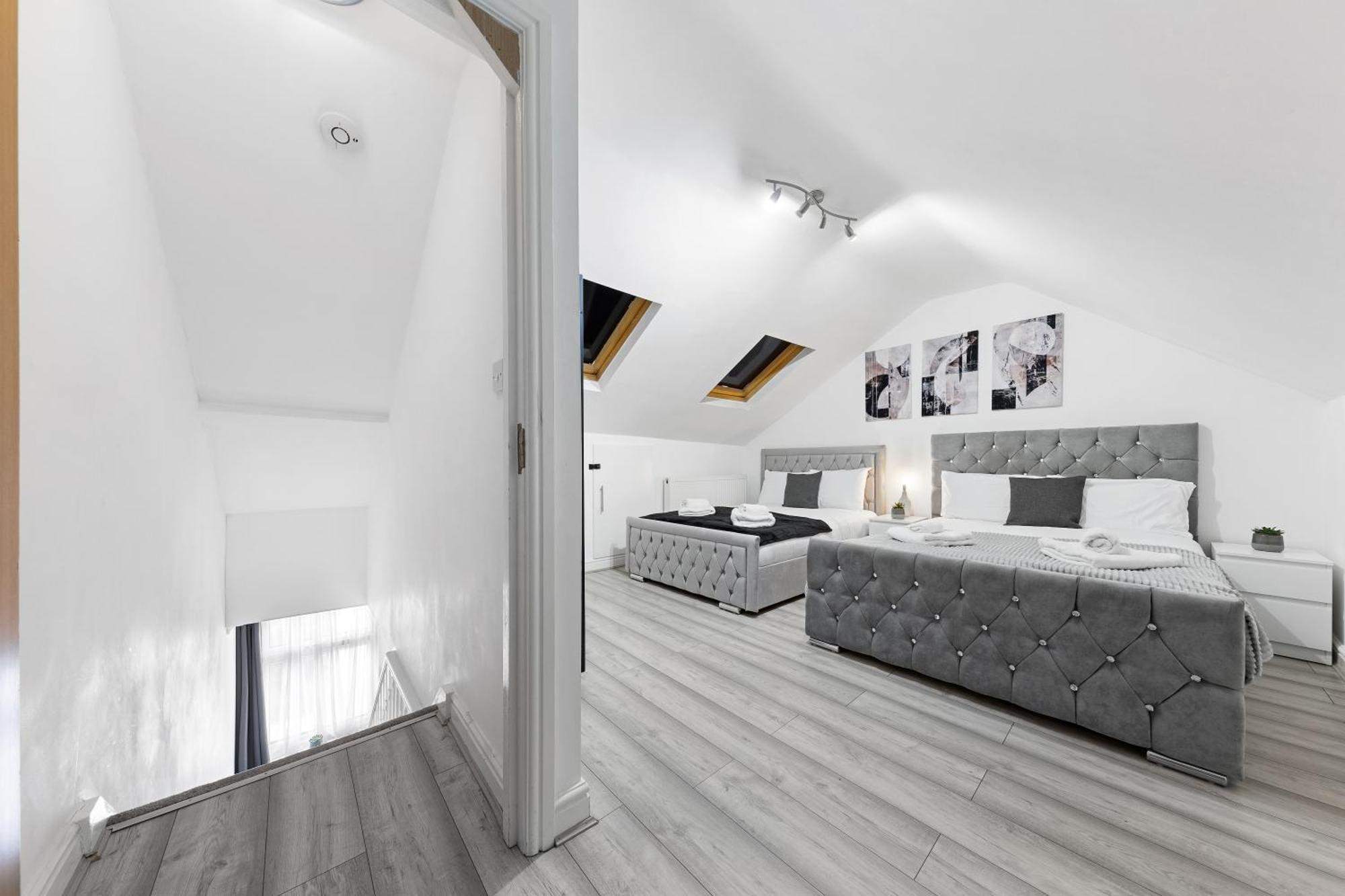 Green Hype - 10 Mins To Stadium - Sleeps 8 London Exterior foto